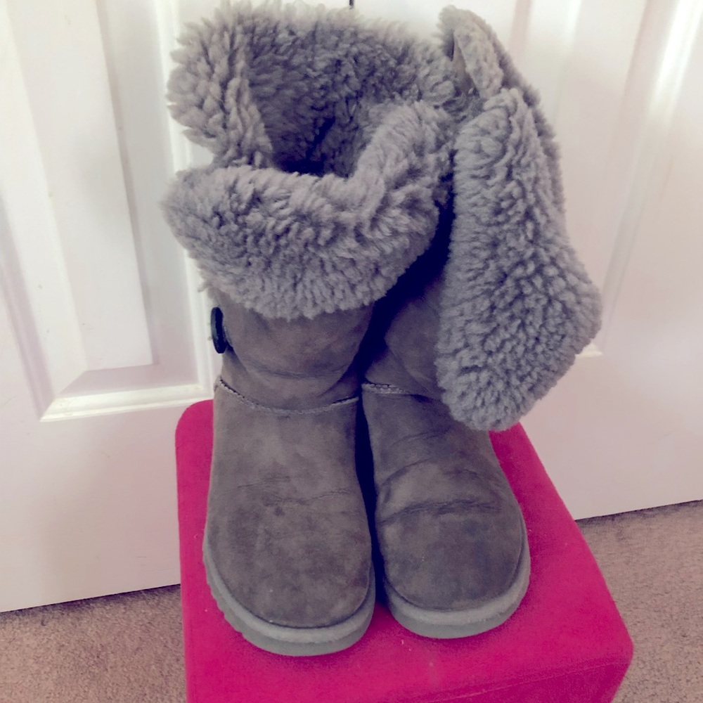 UGG Australia gray  boots